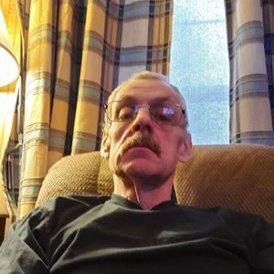 Meet your Posher, Larry